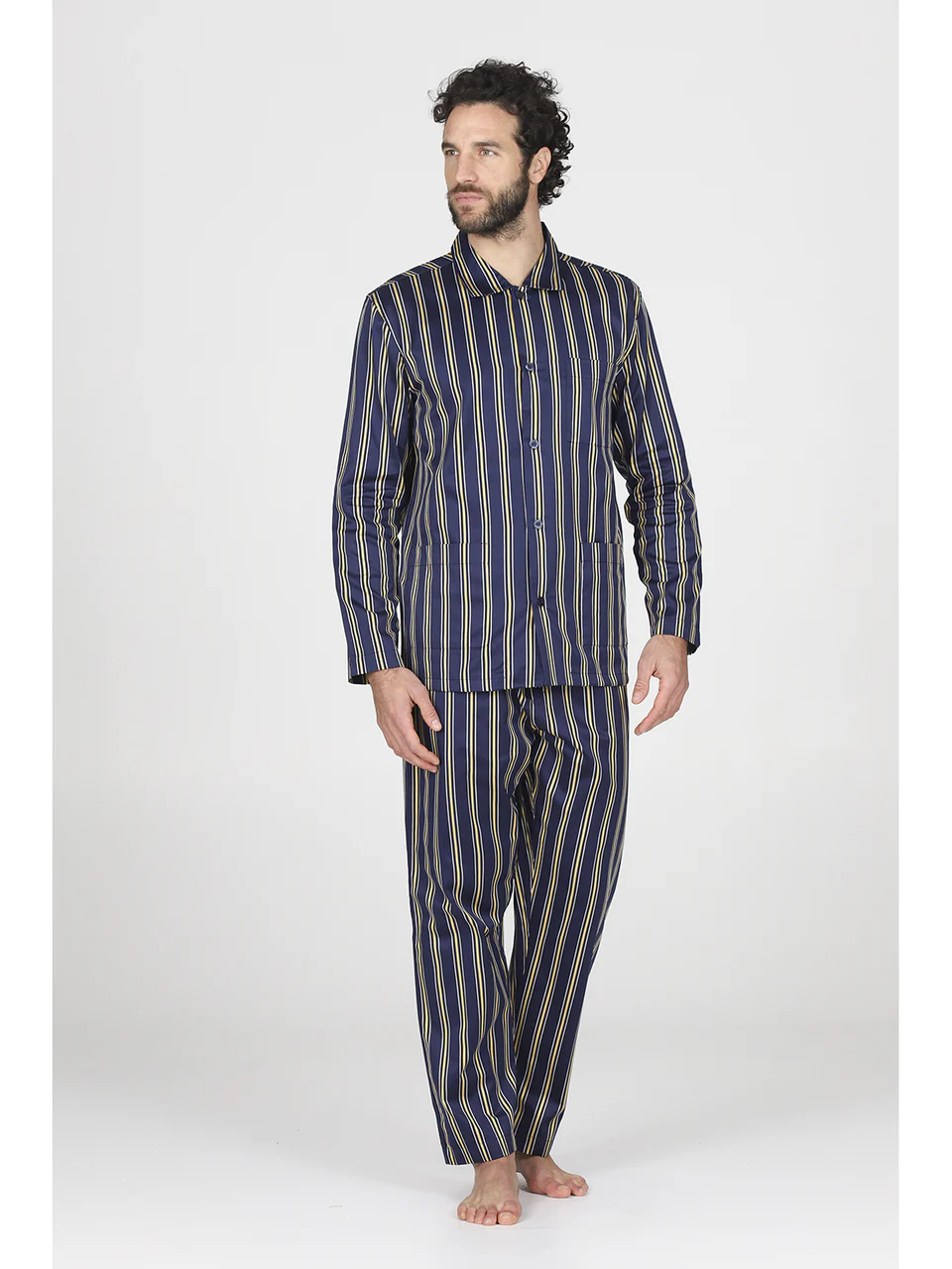 Classic men’s pajama cardigan model, made of fine pure cotton striped poplin