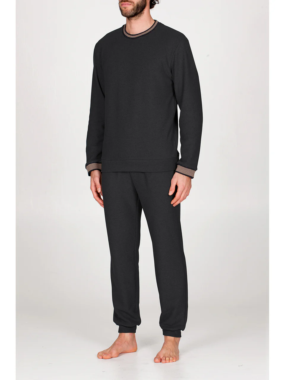 Crew neck tracksuit in comfortable jacquard milano stitch