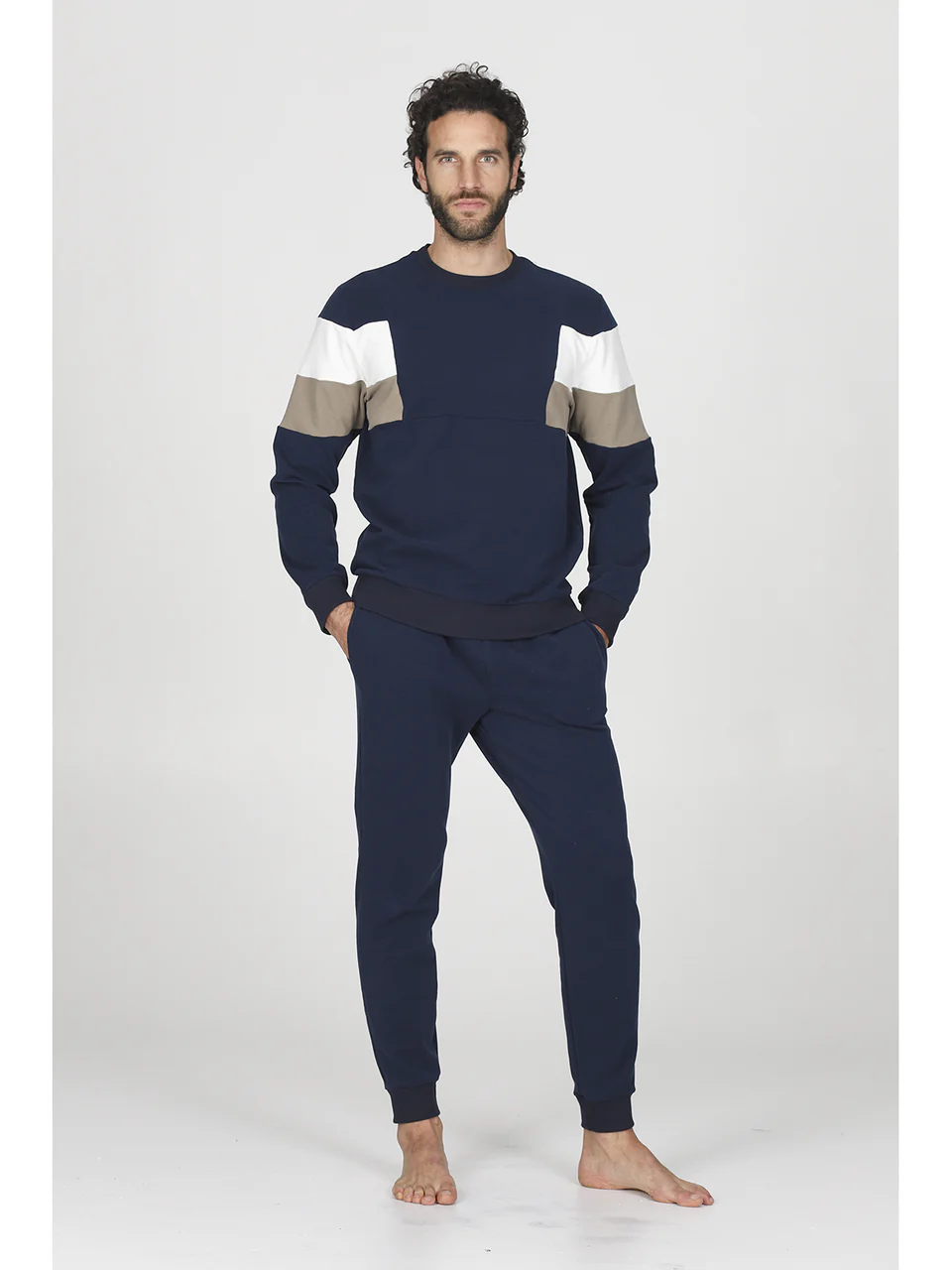 Soft crewneck sweatshirt tracksuit