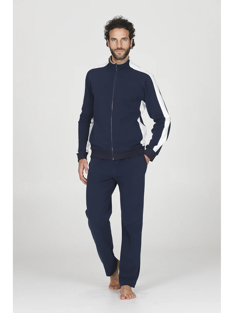 Soft fleece tracksuit, zip closure