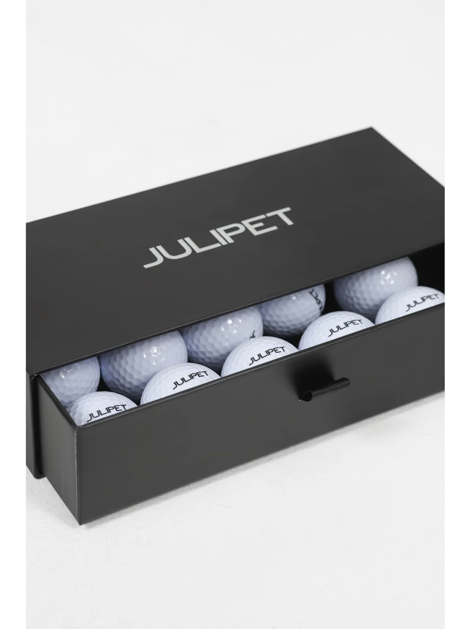 Branded golf ball set by Julipet – limited edition