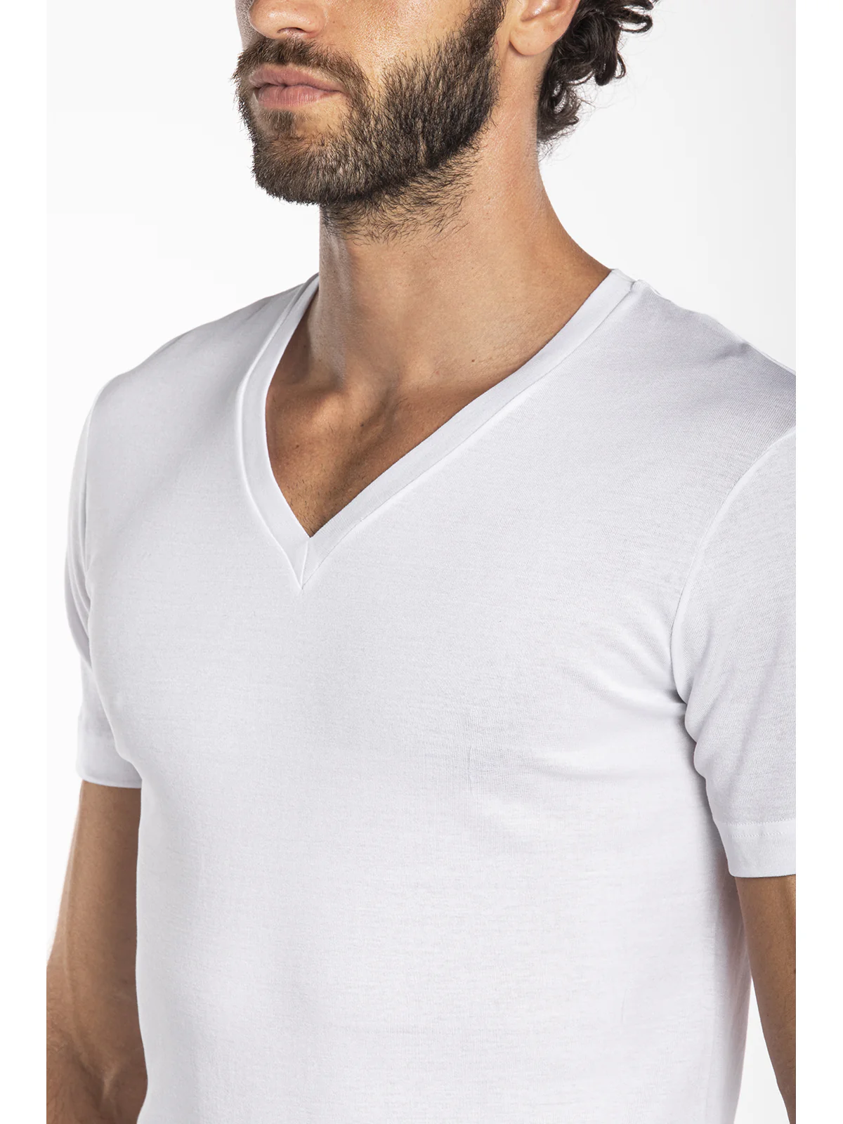 V-neck t-shirt in pure mercerized and gassed filoscozia® cotton white
